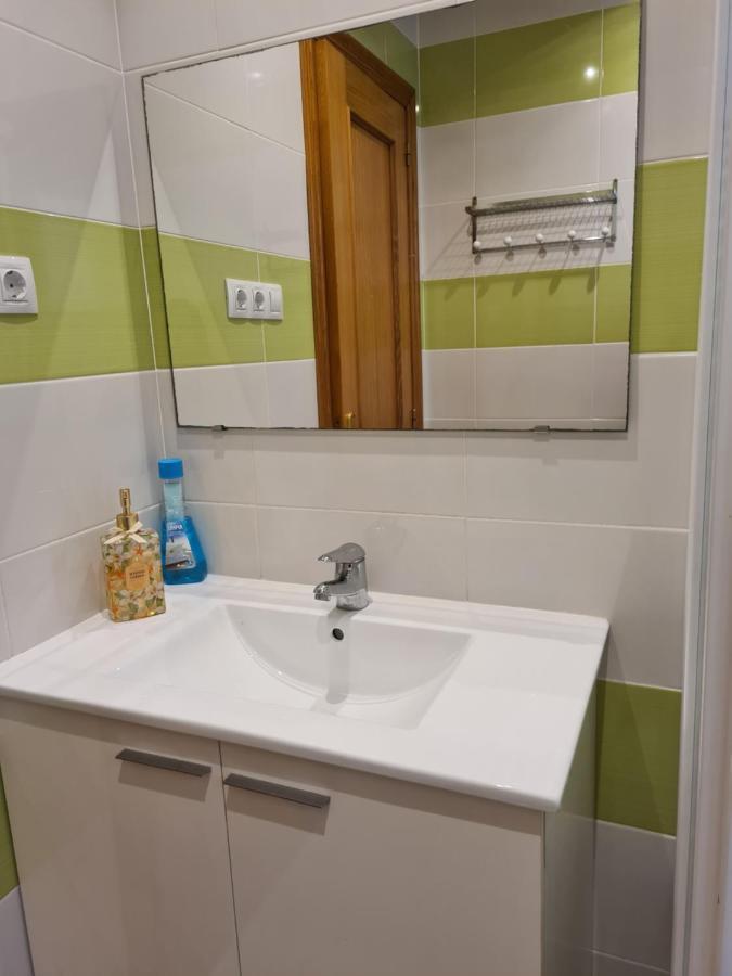 ולנסיה Habitacion Con Bano Privado- En Casa Familiar Beatriz מראה חיצוני תמונה
